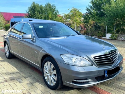 Mercedes-Benz S 350 (BlueTEC) d L 4Matic 7G-TRONIC