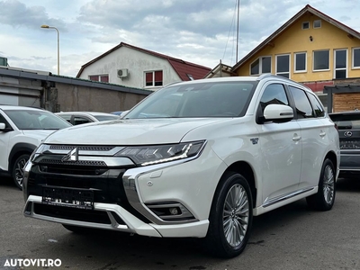 Mitsubishi Outlander PHEV 2.4 L 4X4 Instyle+