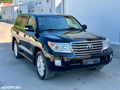 Toyota Land Cruiser 4.5 D-4D V8 Luxury