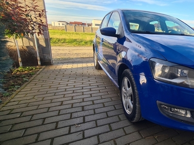 vand polo 1.4 benzina,90 cai ,an 2010 euro 5,4 usi