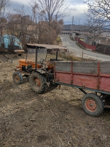Vind tractor FIAT 300 dt 4x4