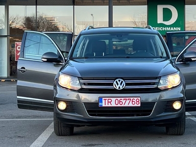 Volkswagen Tiguan 2.0 TDI Cup Sport STYLE BLUEMOTION TECH Panoramic 2015