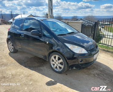 Mitsubishi Colt, 2005,1.4 benzina- rate cu buletinul