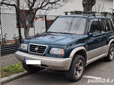 Vând Suzuki Vitara înmatriculată