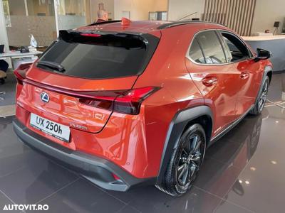 Lexus UX 250h (E-FOUR) Executive Line