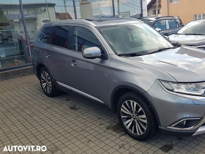 Mitsubishi Outlander 2.2 DI-D 4WD Automatik Instyle