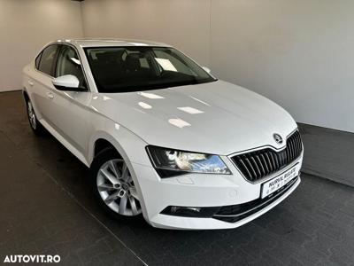 Skoda Superb 2.0 TDI DSG Style