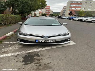 Toyota Auris 1.8 L VVT-i HSD Luna