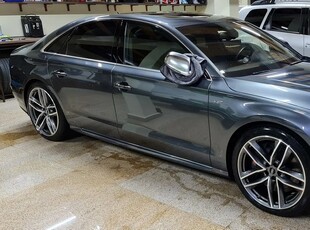 Audi S8 4.0 TFSI quattro Tiptronic