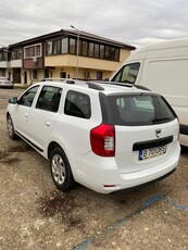 autoturism Dacia Logan