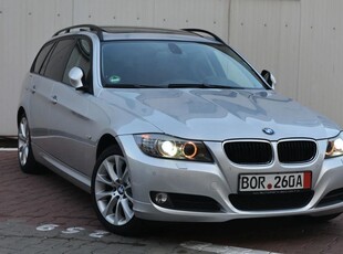 BMW Seria 3 320d DPF Touring Aut.