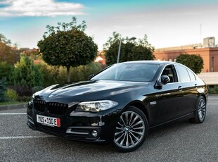 BMW Seria 5 520d Aut. Luxury Line