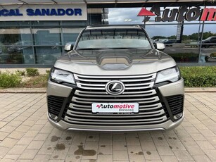 Lexus Seria LX