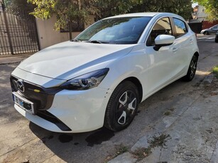 Mazda 2 Skyactiv G90 MHEV Centre-Line