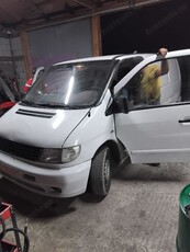 Ofertă! Mercedes vito 2003=accept variante cu mașina mică care se conduce fără permis