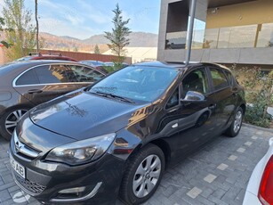 Opel astra j