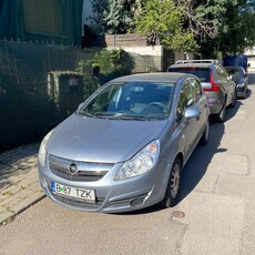 Opel Corsa 1.2i Essentia