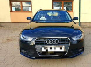 Vând Audi A4 B8