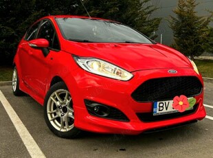 Vând Ford Fiesta ST-Line Sportivă, elegantă și pregătită de iarnă!