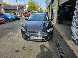 Vand masina Ford Fusion Hybrid