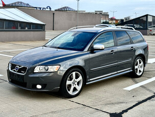 Volvo V50 R-Design 2.0 TDI 150 CP Cutie Automata Optiuni Multe