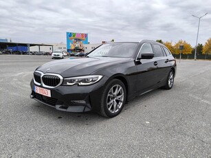 BMW Seria 3 320d Touring xDrive Aut. Sport Line