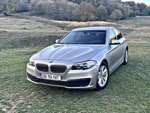 BMW Seria 5 518d Touring Aut.