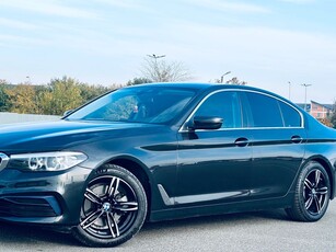 BMW Seria 5 520d Aut. Luxury Line