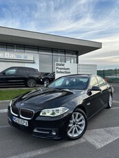 BMW Seria 5 530d xDrive AT