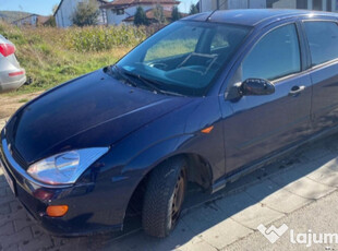 Ford focus 1.6 benzina