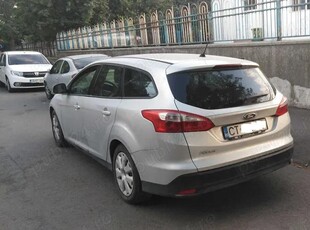 Ford Focus an 2011