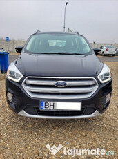 Ford Kuga masina