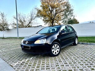 Golf 5,an 2009 in stare foarte buna ,merita văzut