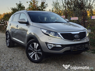 KIA Sportage 2.0 CRDi Pano Keyless Led