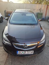 Opel Astra J Sports