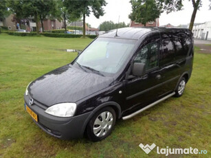 Opel combo 2010 nerulat in Romania