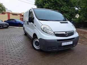 Opel Vivaro 2.0cdti clima 3 locuri, 114cp 2009