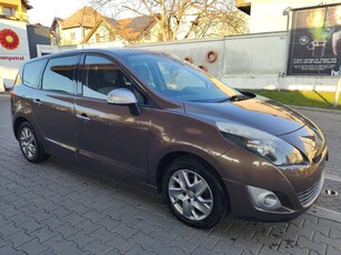 Renault Grand Scenic dCi 110 FAP EDC Dynamique