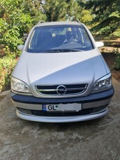 Vând Opel Zafira 2004