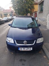 Vand Volkswagen Touran 2006 | benzina 1.6 cu Instalație gaz omologata | 102 CP | 3200 NEGOCIABIL