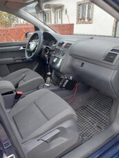 Vând vw touran 1.9 tdi!