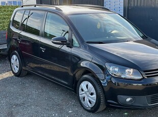 Volkswagen Touran 1.6 TDI DSG Trendline