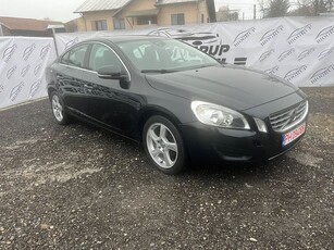 Volvo S60 D4 Start-Stop Momentum