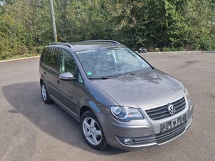 Vw Touran, AN MODEL 2010, 2.0 TDI-140 CP, DSG 1