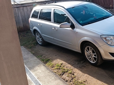 Opel astra h