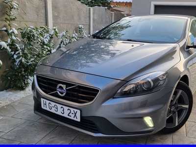 Volvo V40 2,0 Diesel Euro 6 Bi-xenon R-design