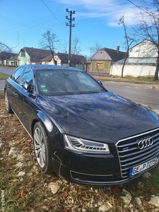 Audi A8 ,motor 4.2 diesel,ITP nou valabil 2 ani,169.000km18.500 negociabil