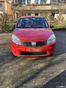 Dacia Sandero 1.2 benzina ,clima, singur proprietar, 99.000 km.