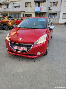 De vânzare Peugeot 208 STYLE VTI 1.2 82 Cp benzina euro 5