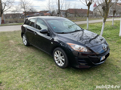 Mazda Mazda 3 din 2011 motor 1,6 benzină înmatriculată